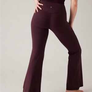 NWT Athleta Elation Ultra High Rise Flare Pant